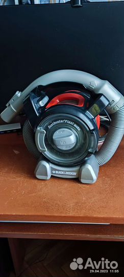 Автомобильный пылесос black decker
