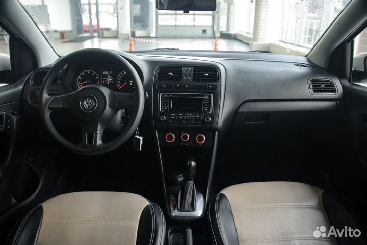 Volkswagen Polo 1.6 AT, 2015, 175 959 км