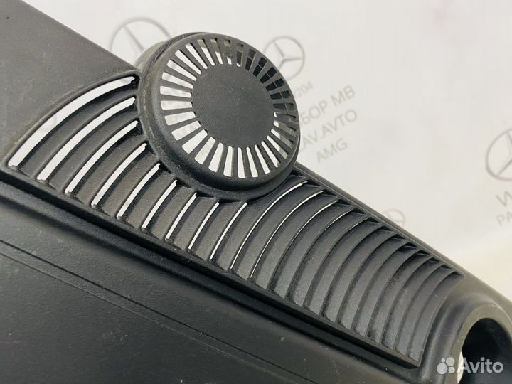 Накладка на двигатель Mercedes M271 турбо