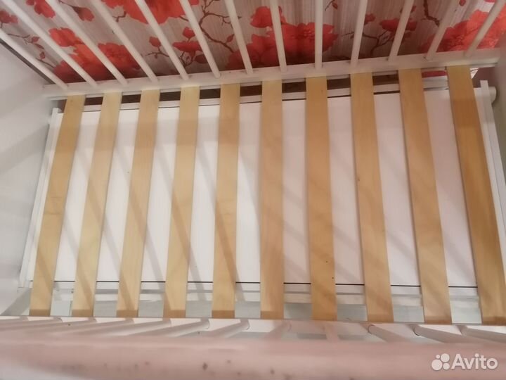 Кровать