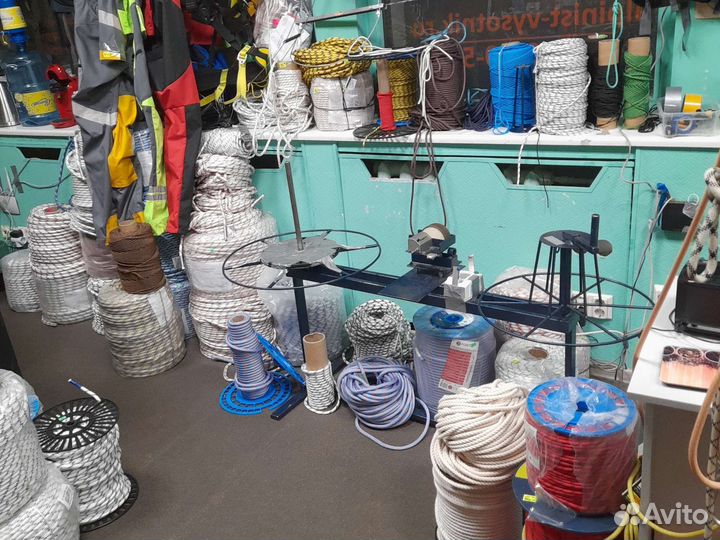 Карабины Ринг стальная трапеция прямой защелкой 1