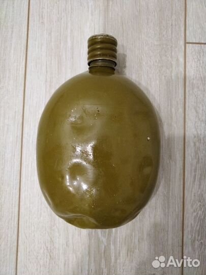 Фляжка армейская