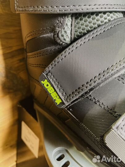 Ботинки для вейка Jobe Host