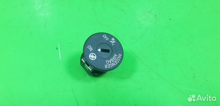 Переключатель нпб пассажира BMW 5 G30 G31