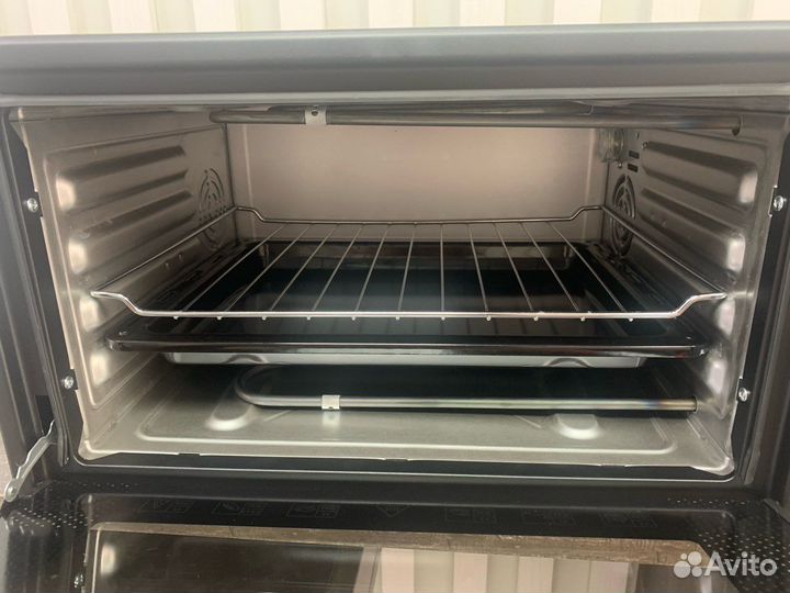 Мини-печь SMO2024 42л. 1600Вт черный