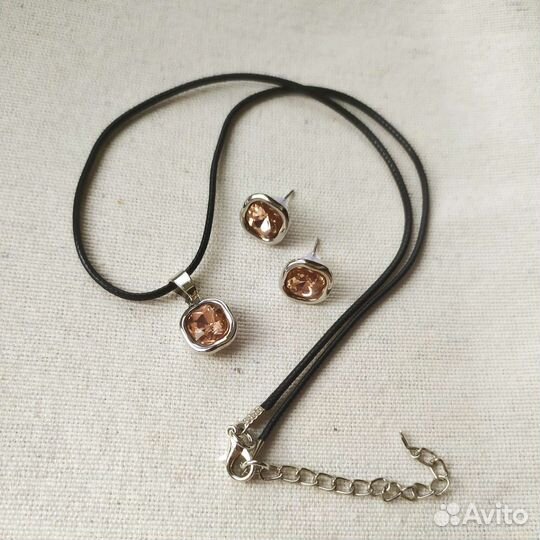 Чокер + серьги в стиле uno de 50