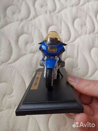 Модель мотоцикла BMW R1100RS