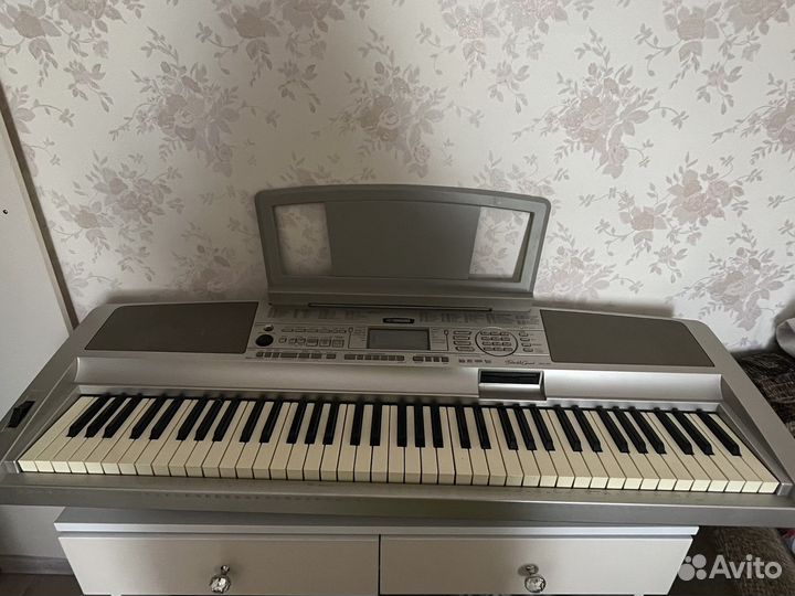 Синтезатор Yamaha DGX 500/300 portable grand