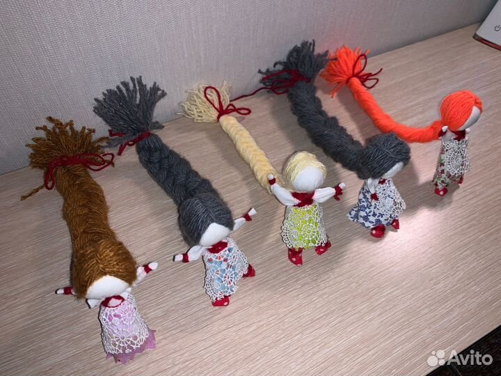 Кукла Долюшка