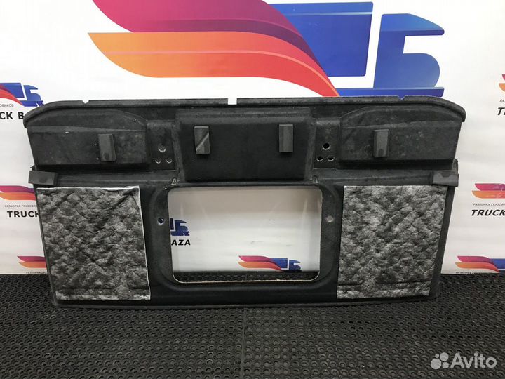 Обшивка потолка передняя Man TGX