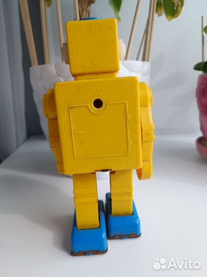 Игрушка заводная, робот 70 - 80 годы СССР. Рабочий