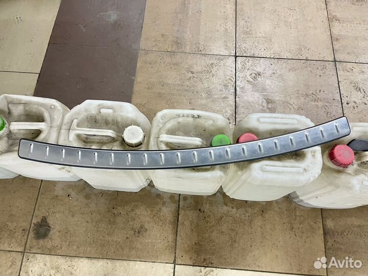 Молдинг заднего бампера infiniti fx/qx