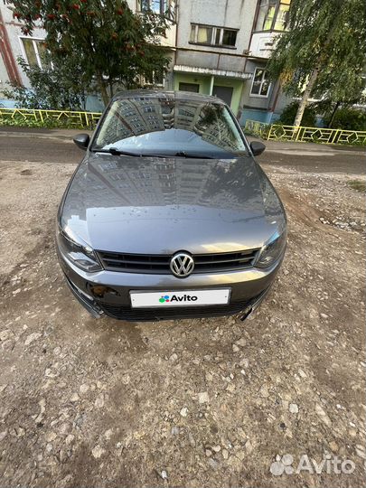 Volkswagen Polo 1.2 МТ, 2011, битый, 192 500 км