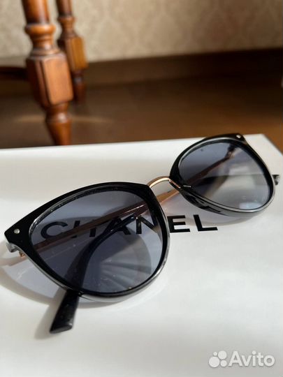 Солнцезащитные очки mango