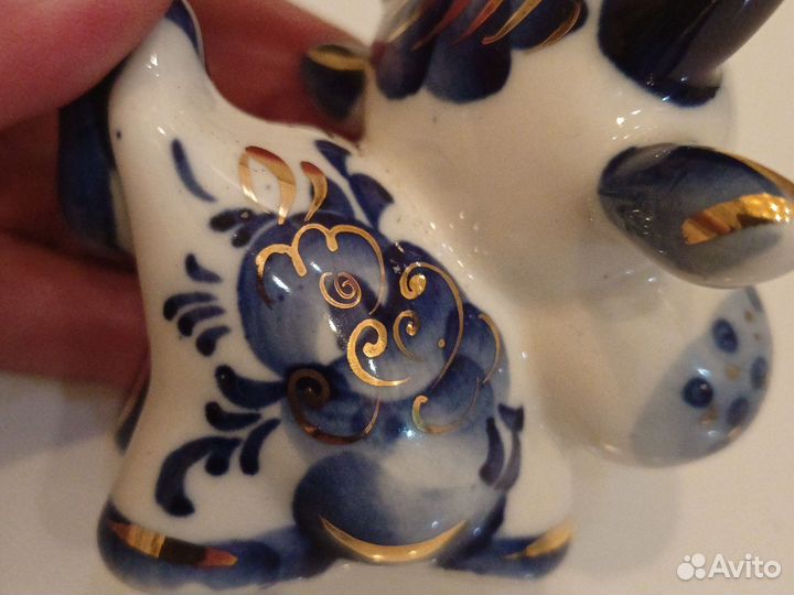 Весёлая корова