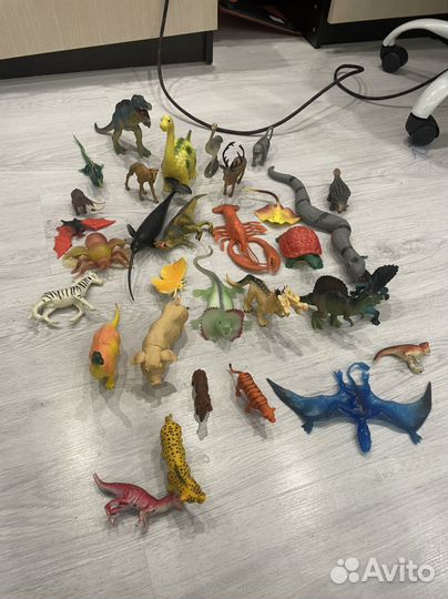 Фигурки игрушки коллекционные