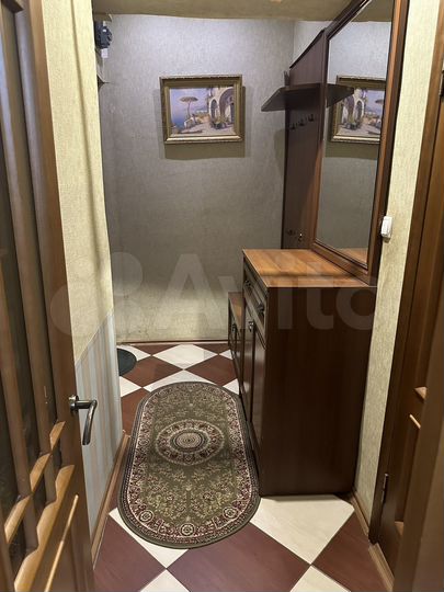 2-к. квартира, 46 м², 3/3 эт.