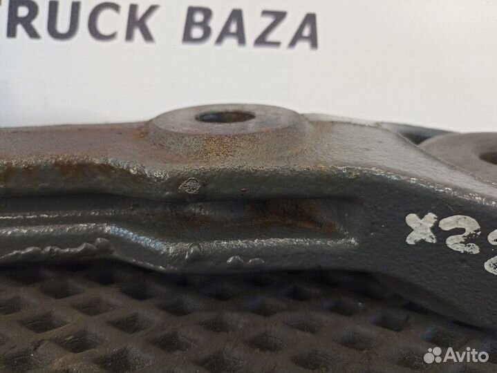 Кронштейн переднего стабилизатора Daf XF106