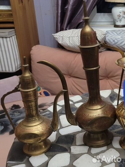 Кувшины бронзовые,медные, Европа винтаж