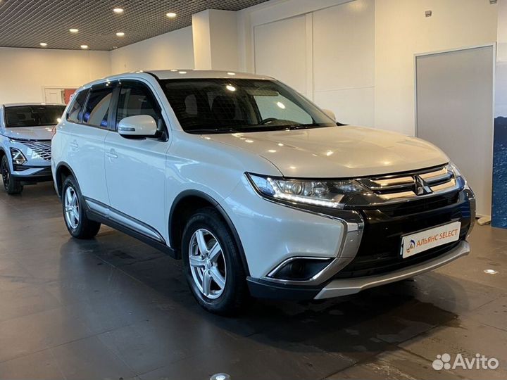 Mitsubishi Outlander 2.0 CVT, 2017, 128 789 км