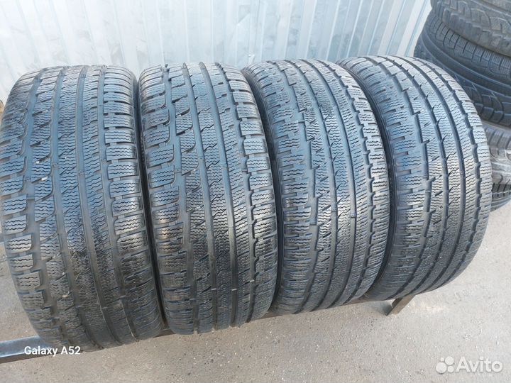 Kumho WinterCraft KW27 245/50 R18 104V