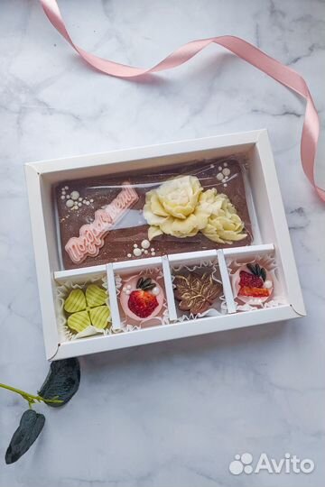 Шоколадные подарки, съедобные букеты