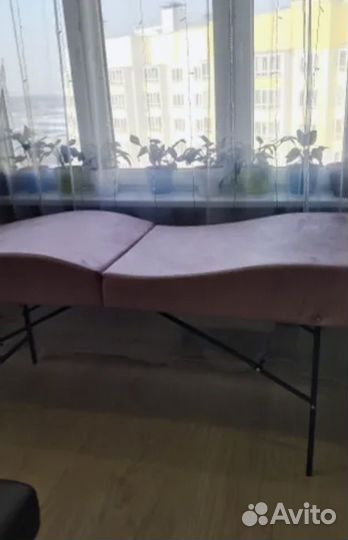 Анатомическая кушетка для наращивания ресниц