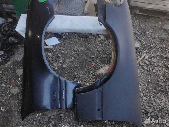 Мерседес w202 крылья передняя бу