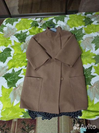 Пальто женское 48 размер