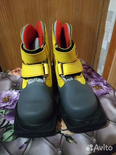 Лыжные ботинки Kids team