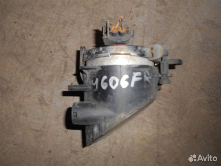 Фара противотуманная левая от Volvo V70 2007-2013