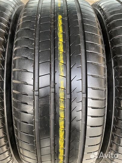 Bridgestone Alenza 001 235/55 R20