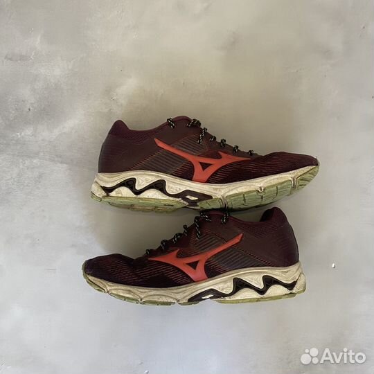 Кроссовки mizuno wave inspire 16