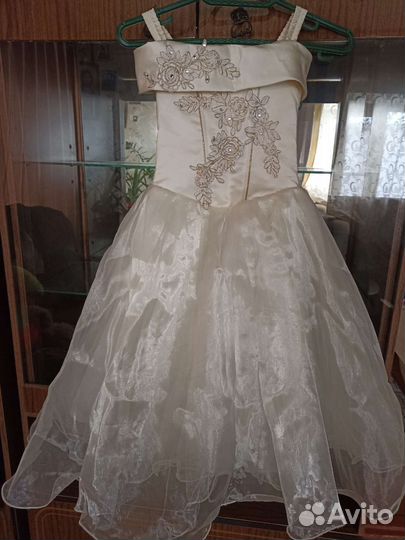 Платье на девочку