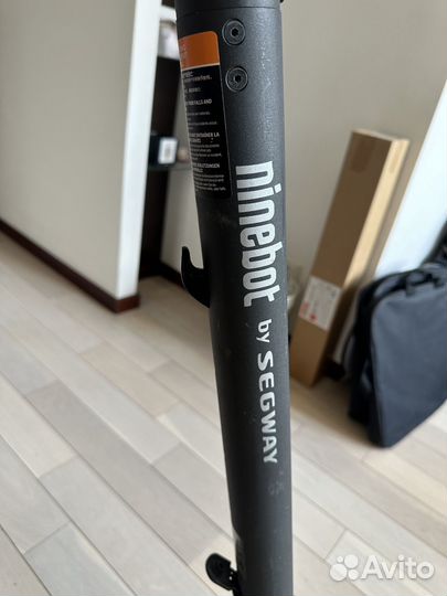 Электросамокат Ninebot Kickscooter ES2