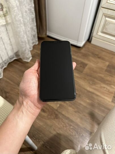 Телефон iPhone 11 pro max