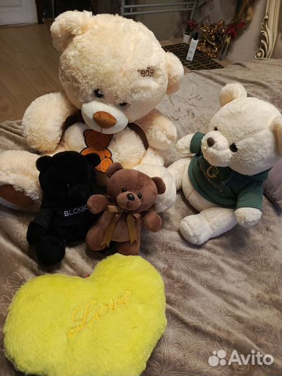 Плюшевый медведь