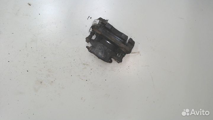 Суппорт Suzuki Grand Vitara, 2004