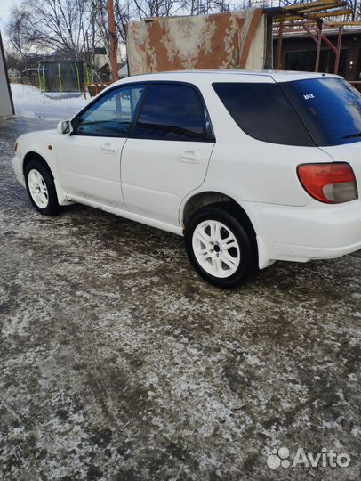 Subaru Impreza 1.5 МТ, 2000, битый, 289 784 км