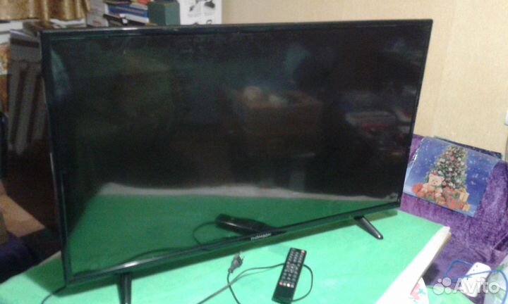 Телевизор Thomson T43D16SF-01B с битой матрицей