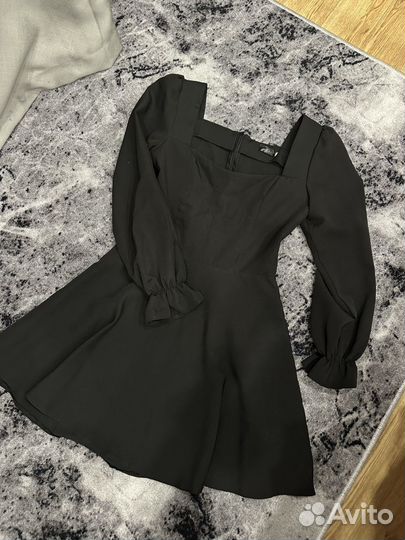 Платье черное праздничное