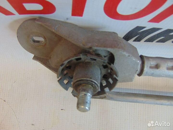 Трапеция стеклоочистителей для Mitsubishi Lancer I