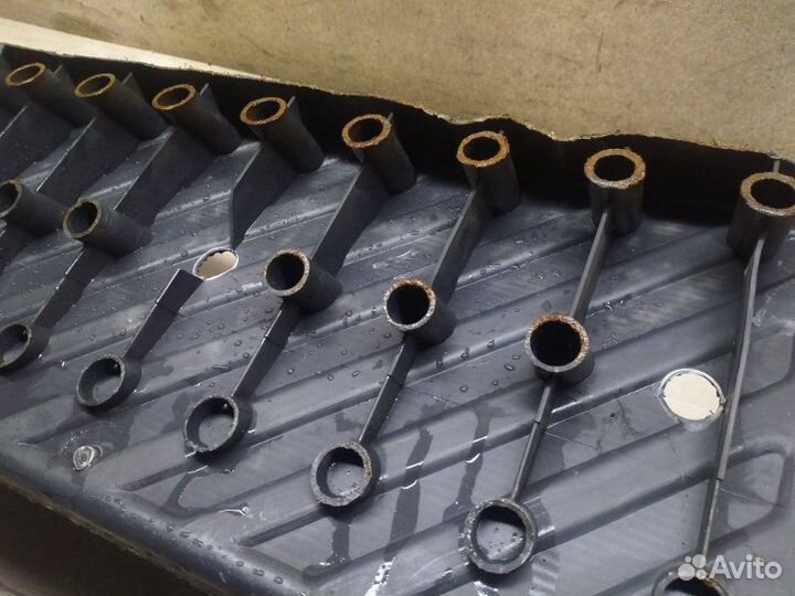 Накладка на порог передняя правая Mercedes