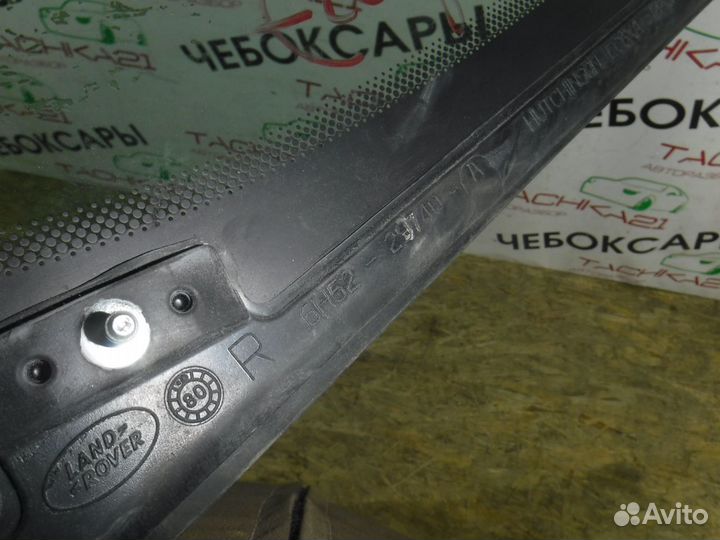 Стекло (глухое) задней правой двери Land Rover