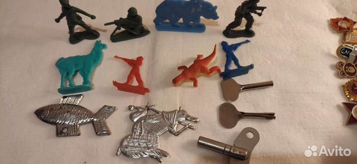 Значки СССР, пионерские, октябрьские