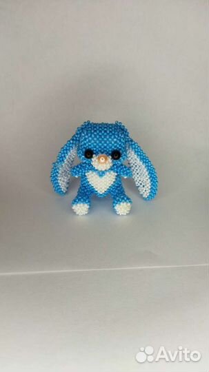 Амигуруми из бисера зайчик