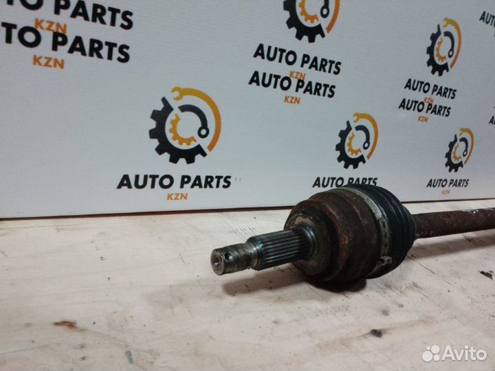 Привод передний правый Mitsubishi Outlander XL 2.4