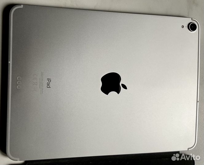 iPad Pro 11“ sim 512Gb, Smart Cover, зарядка