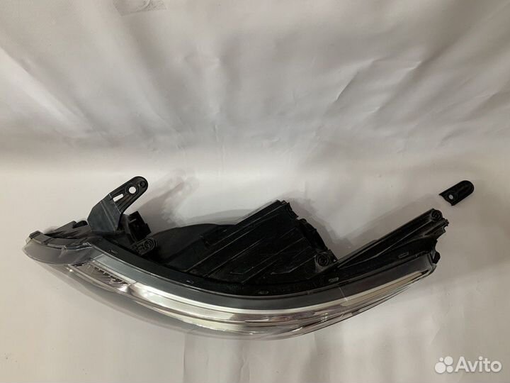 Фара левая Kia Rio 3 2014 г.в