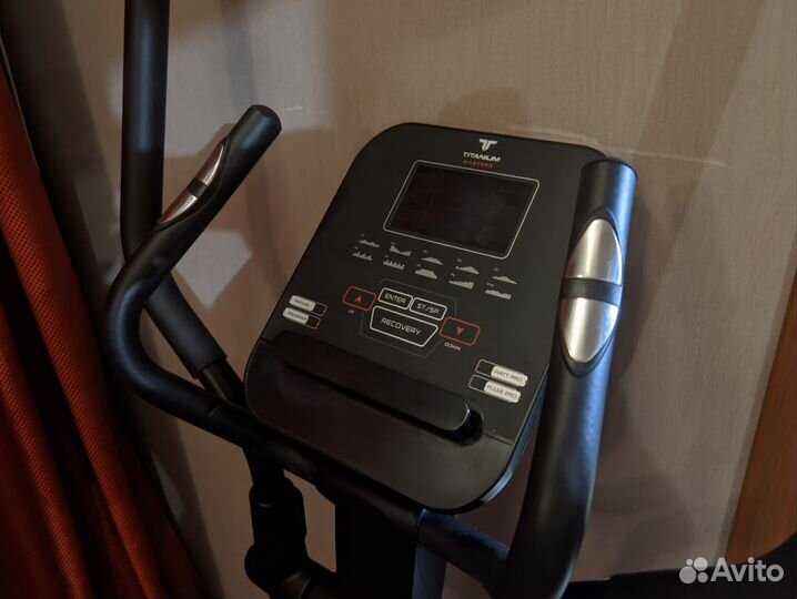 Эллиптический тренажер Orbitech XFA